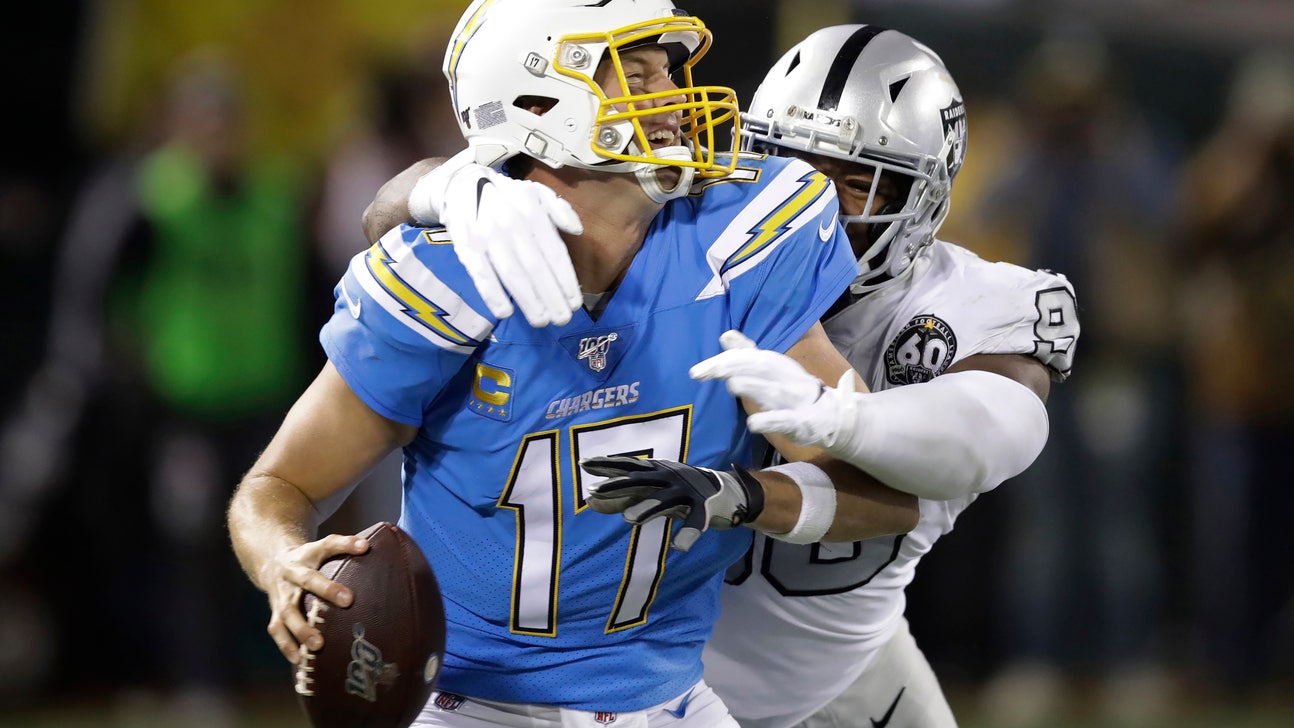 Rivers' 3 INTs send Chargers to 26-24 loss to Raiders