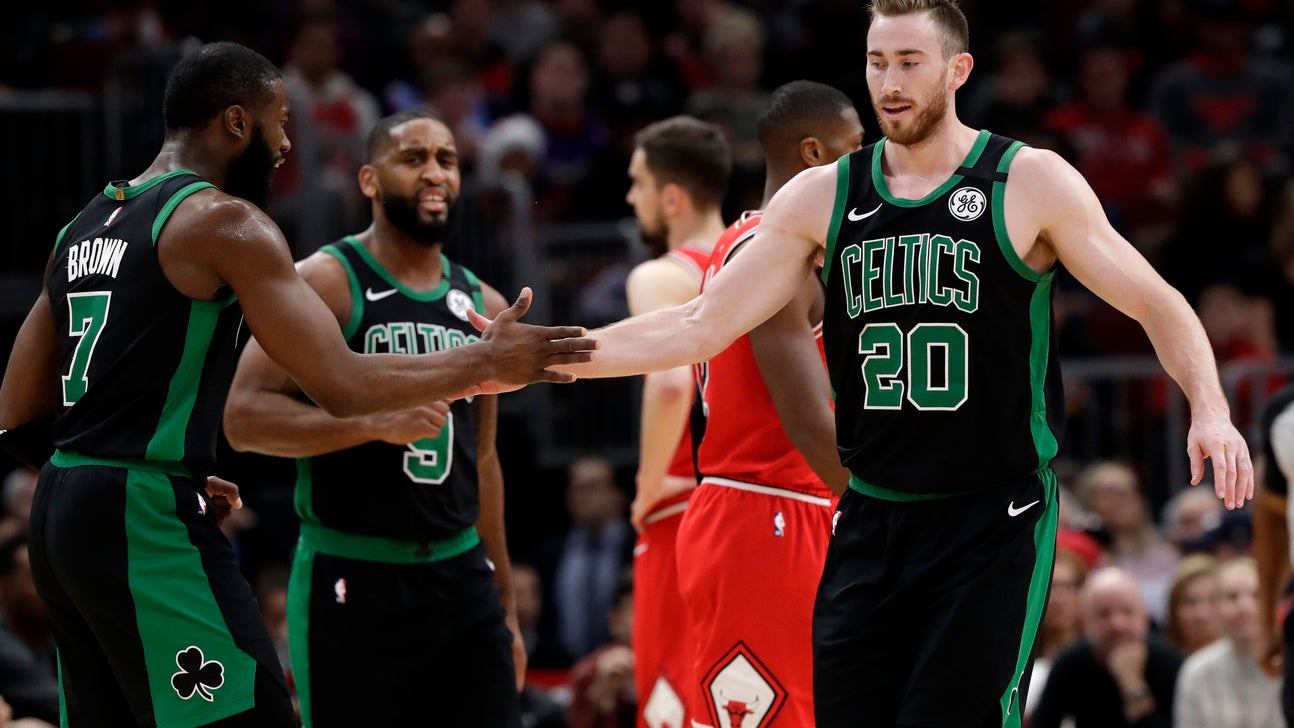 Tatum scores 28, Celtics hold off Bulls 111-104