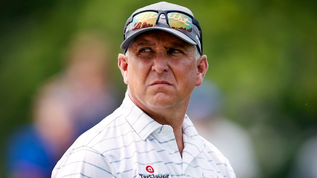 Scott Parel shoots 66, opens 5-shot lead in Iowa