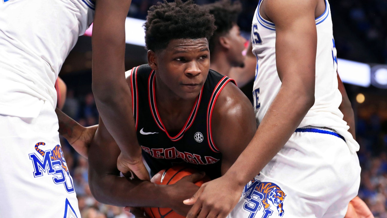 Hammonds, Edwards lead Georgia past No. 9 Memphis 65-62
