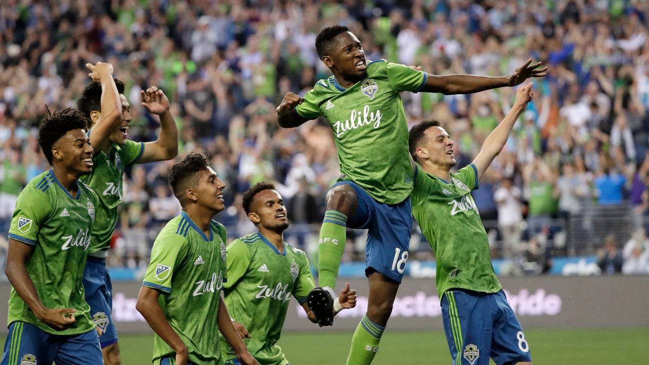 Leerdam's late winner gives Sounders 1-0 win over Whitecaps