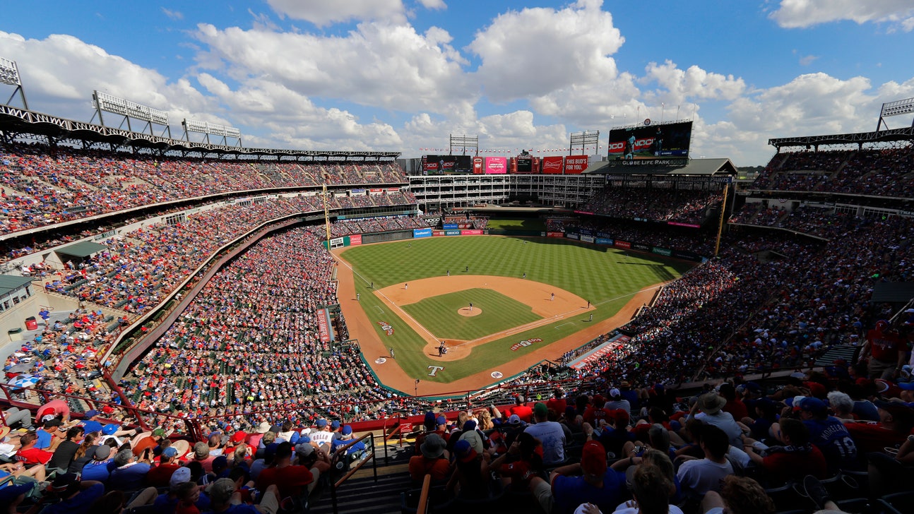 Heat of the moment: Rangers say adios to Globe Life Park