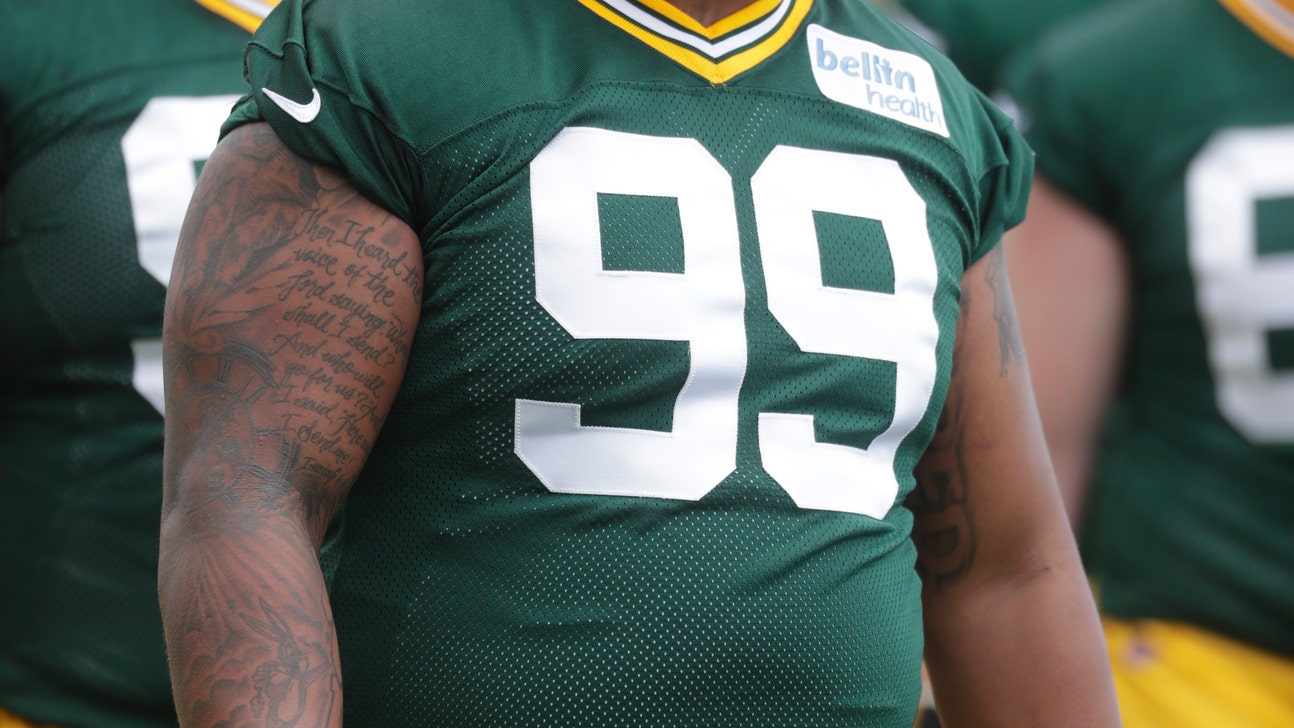 Packers turn to rookie Looney to prepare for Rams, Darnold