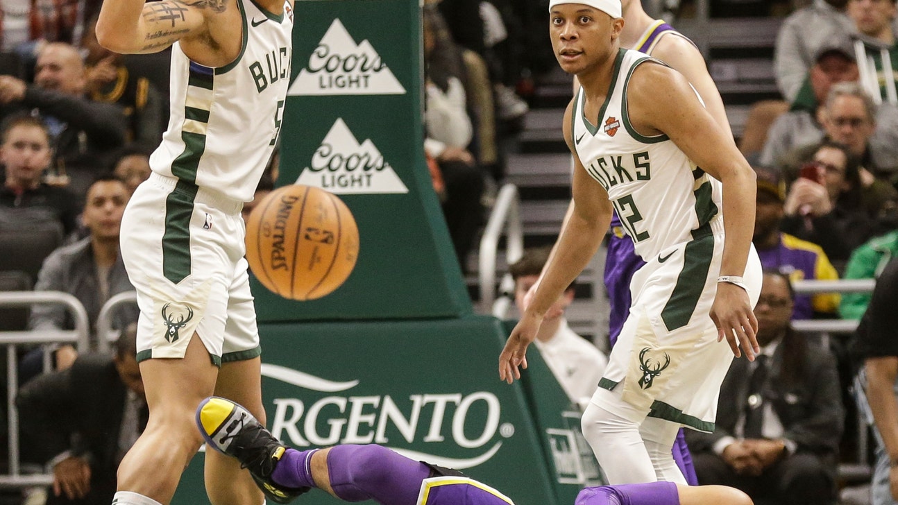 Lakers' Josh Hart done for season with right knee injury