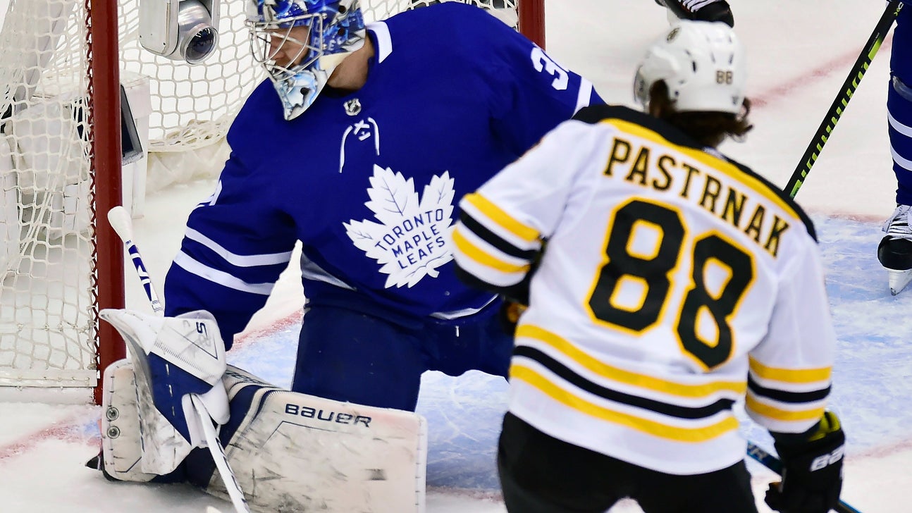 Pastrnak scores twice, Bruins beat Maple Leafs to tie series