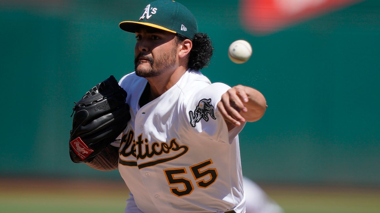 LEADING OFF: Manaea effective with less velo; BoSox pay up