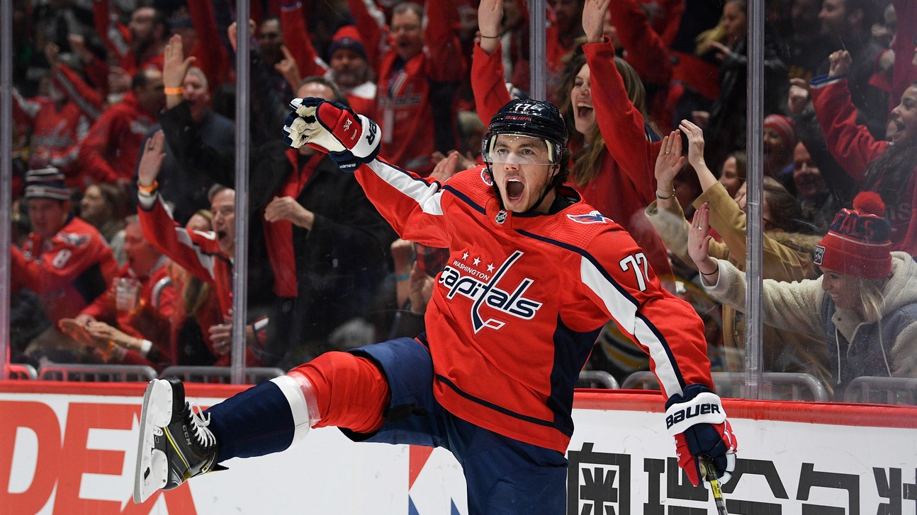 Capitals beat Bruins in showdown between NHL's top two teams