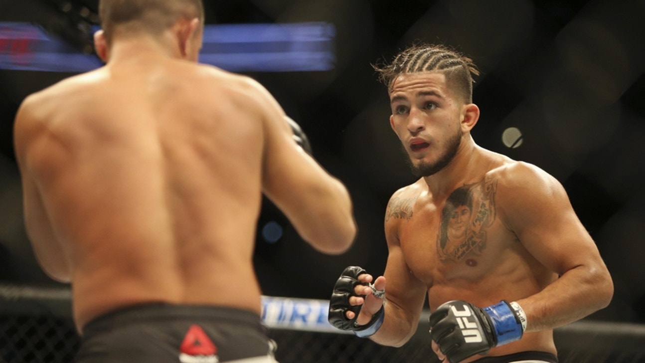 UFC Phoenix Results: Sergio Pettis Outpoints John Moraga