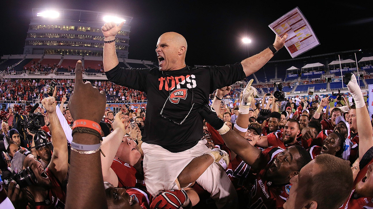 College football's bowl system is thriving, with or without some of its stars