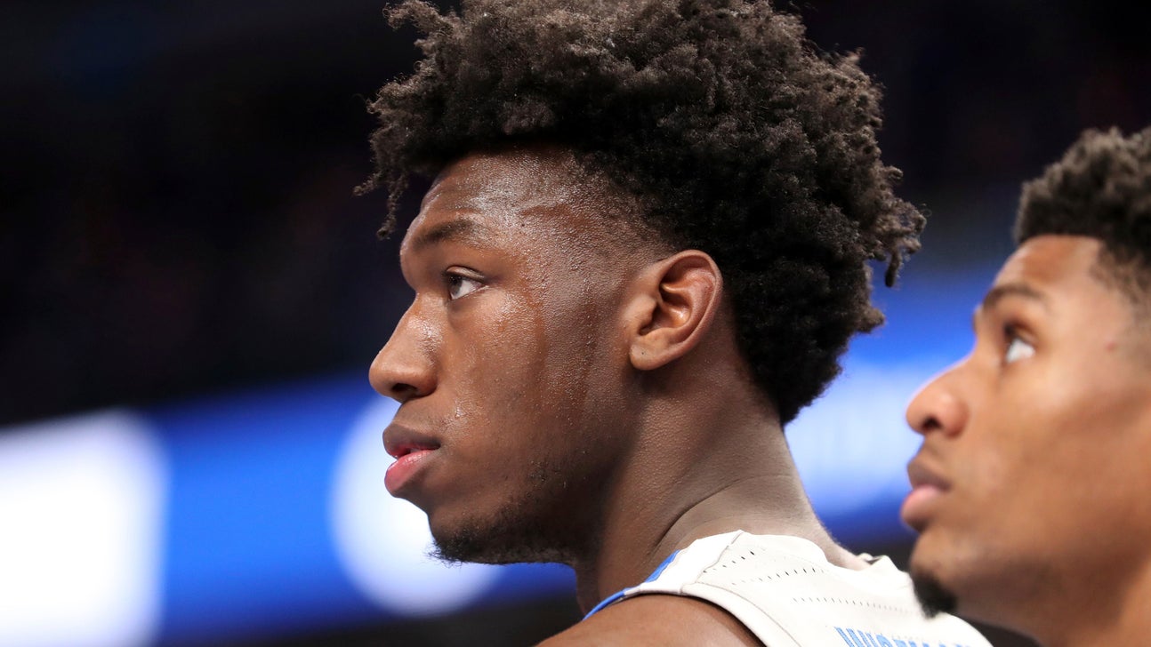 Wiseman gets restraining order, plays for No. 14 Memphis