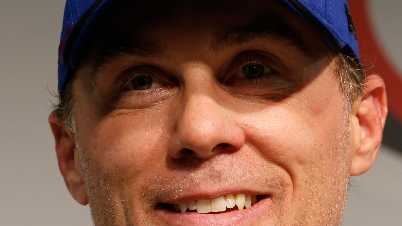 Harvick wins pole at Richmond Raceway