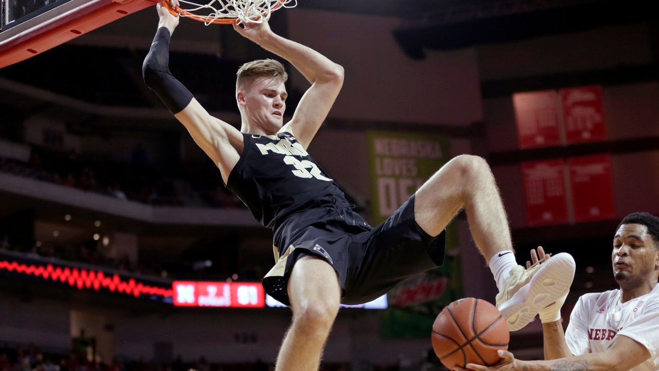 With Edwards cold, Haarms leads No. 15 Purdue past Huskers