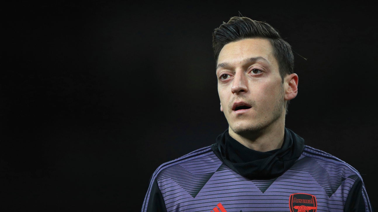 Chinese TV pulls Arsenal game coverage after Ozil criticism