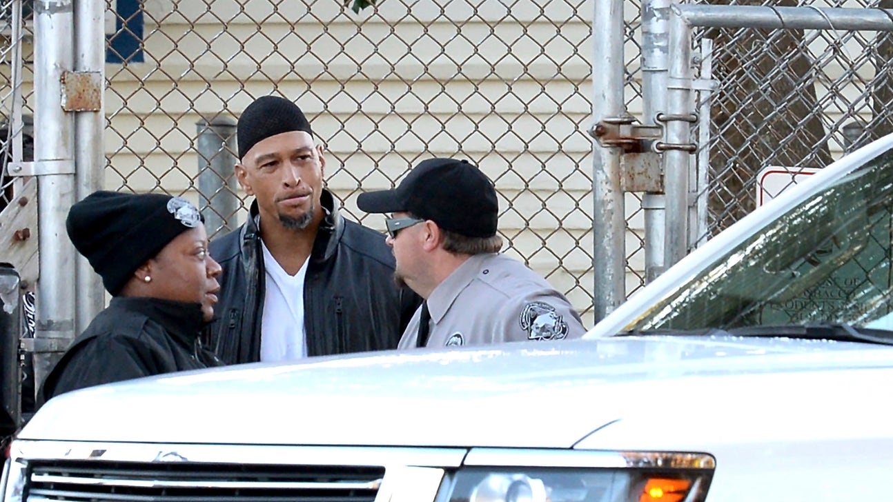 Former NFL player Rae Carruth out of prison after 18 years