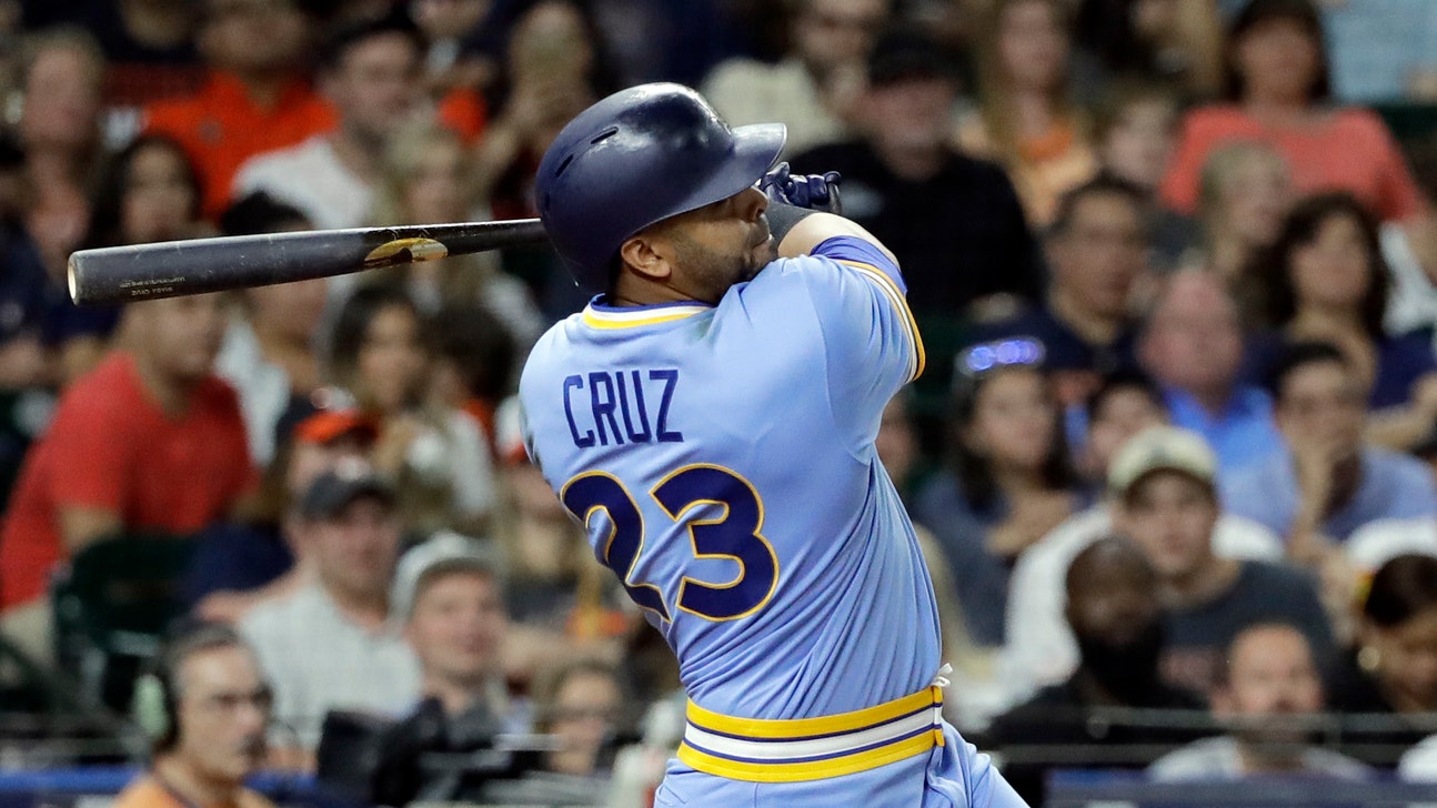 Cruz’s double in 8th helps Mariners beat Astros 5-2