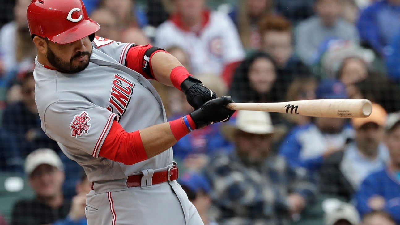 Suárez hits 2-run homer in 9th as Reds beat Cubs 6-5