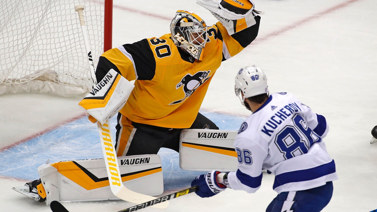 Point scores 3 PP goals in 1:31, Lightning top Penguins