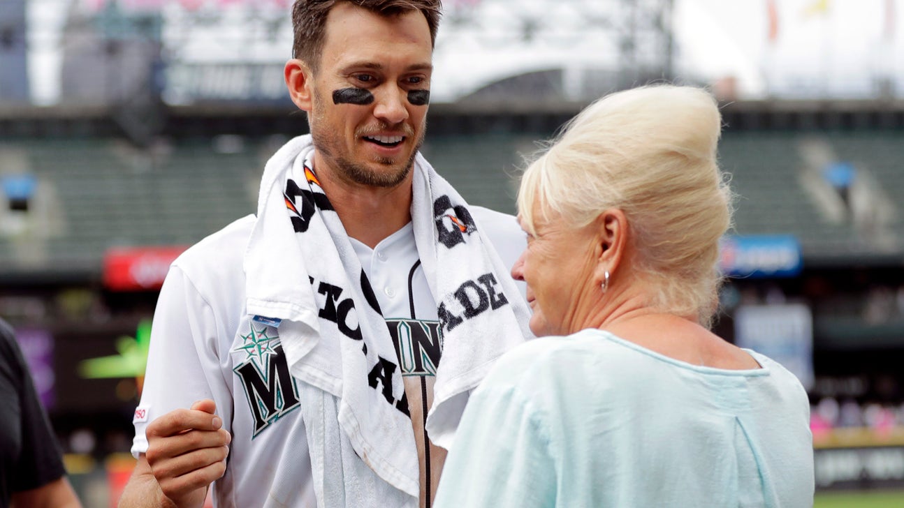 Rookies Court, Nola each drive in 3, Mariners top Tigers 8-1