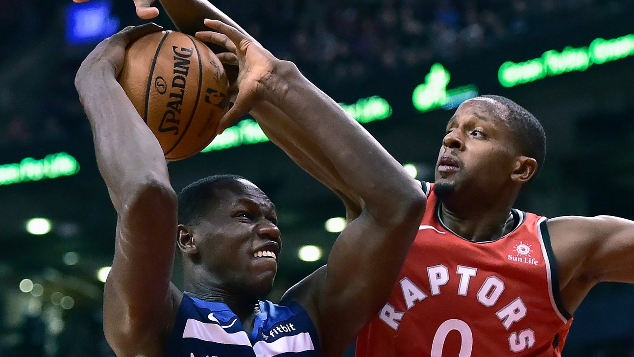 Leonard scores 35 points, Raptors beat Timberwolves 112-105