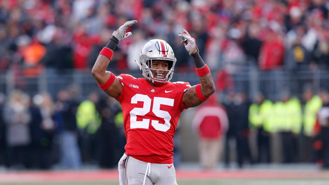 No. 10 Ohio State routs No. 4 Michigan 62-39