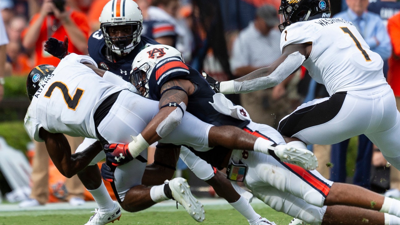 No. 10 Auburn beats Southern Miss 24-13 after long delay