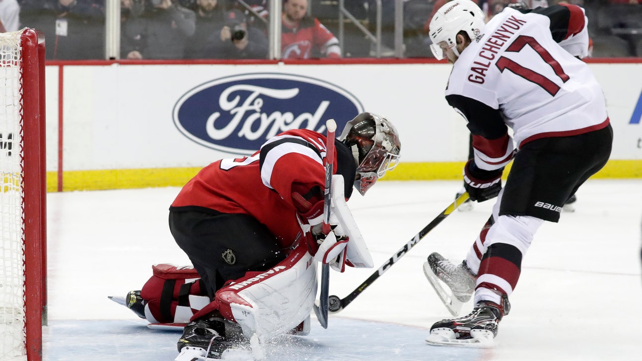 Devils beat sliding Coyotes 2-1 in shootout