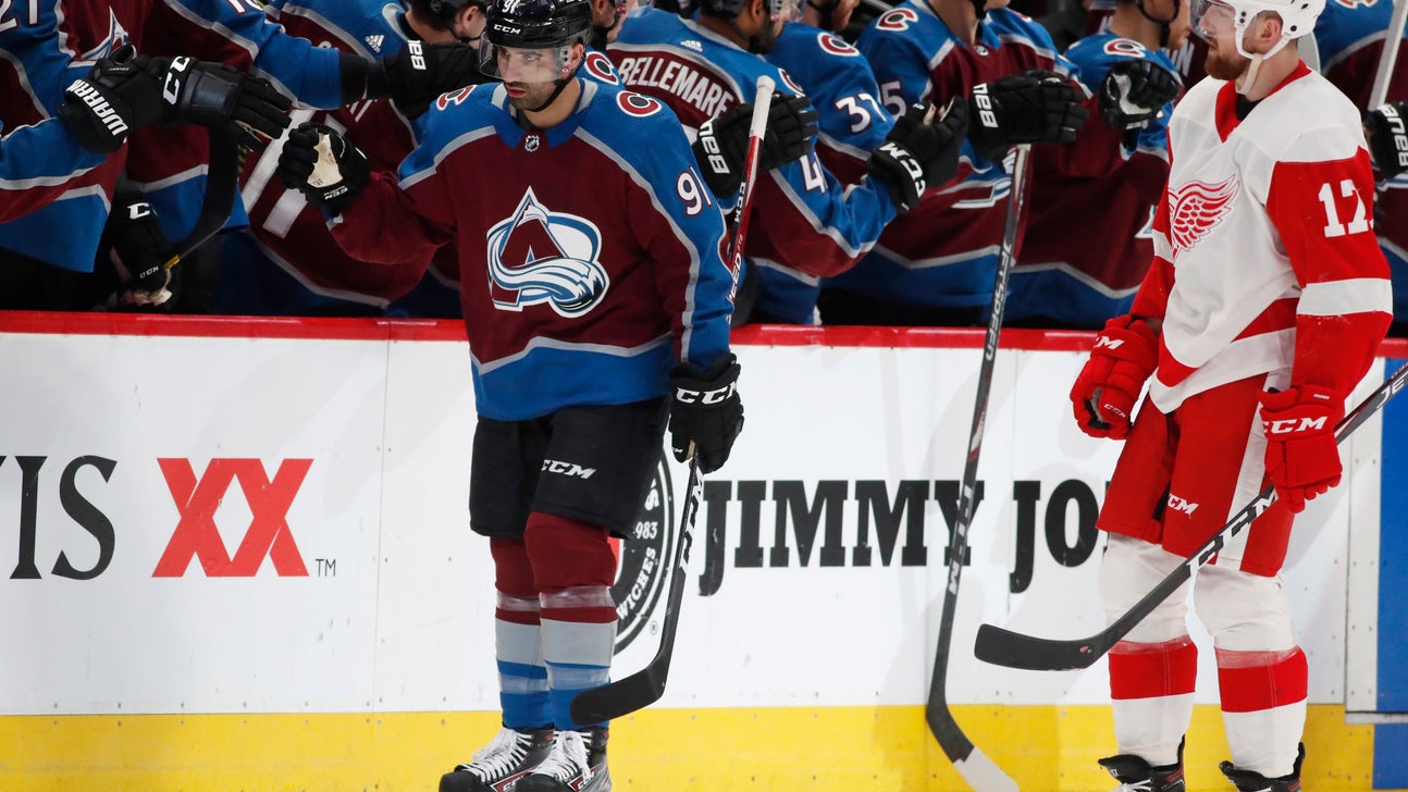 MacKinnon reaches 30-goal mark, Avs beat Red Wings 6-3