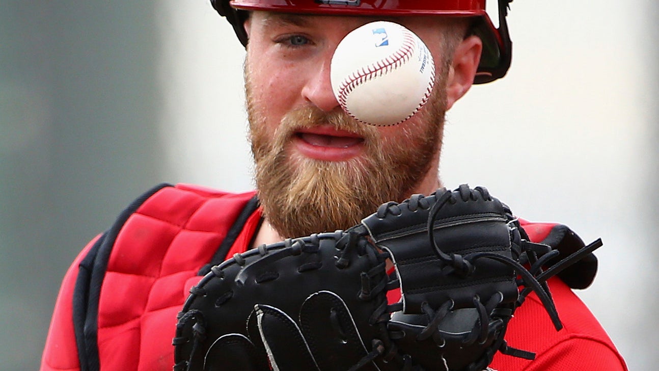 Catcher Tucker Barnhart glad Reds didn’t pull off trade