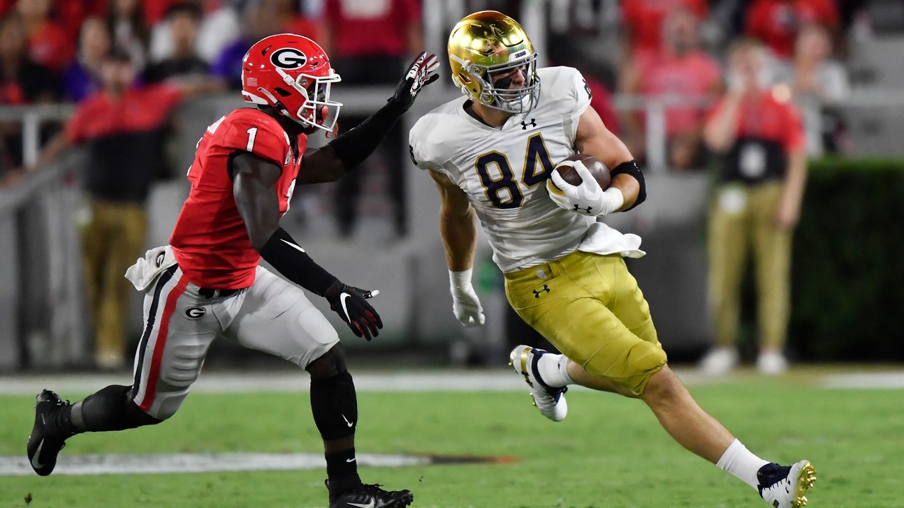 TE Cole Kmet returns, big game a plus for No. 10 Notre Dame