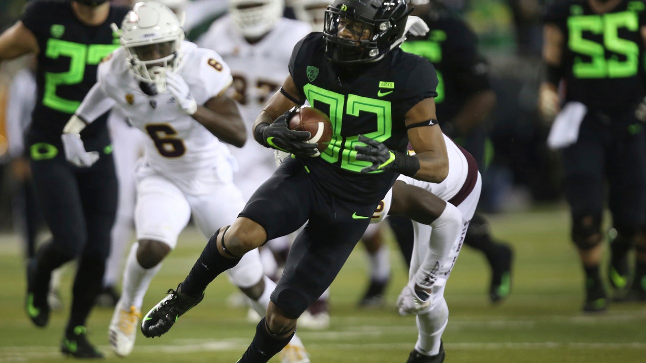 Oregon holds off late Arizona State rally to win 31-29