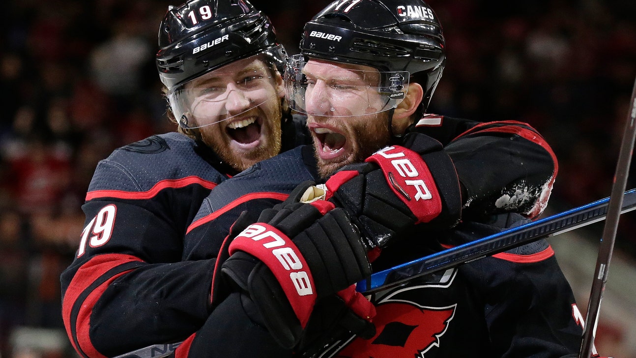 Aho leads Hurricanes past Blues in matchup of teams on tear