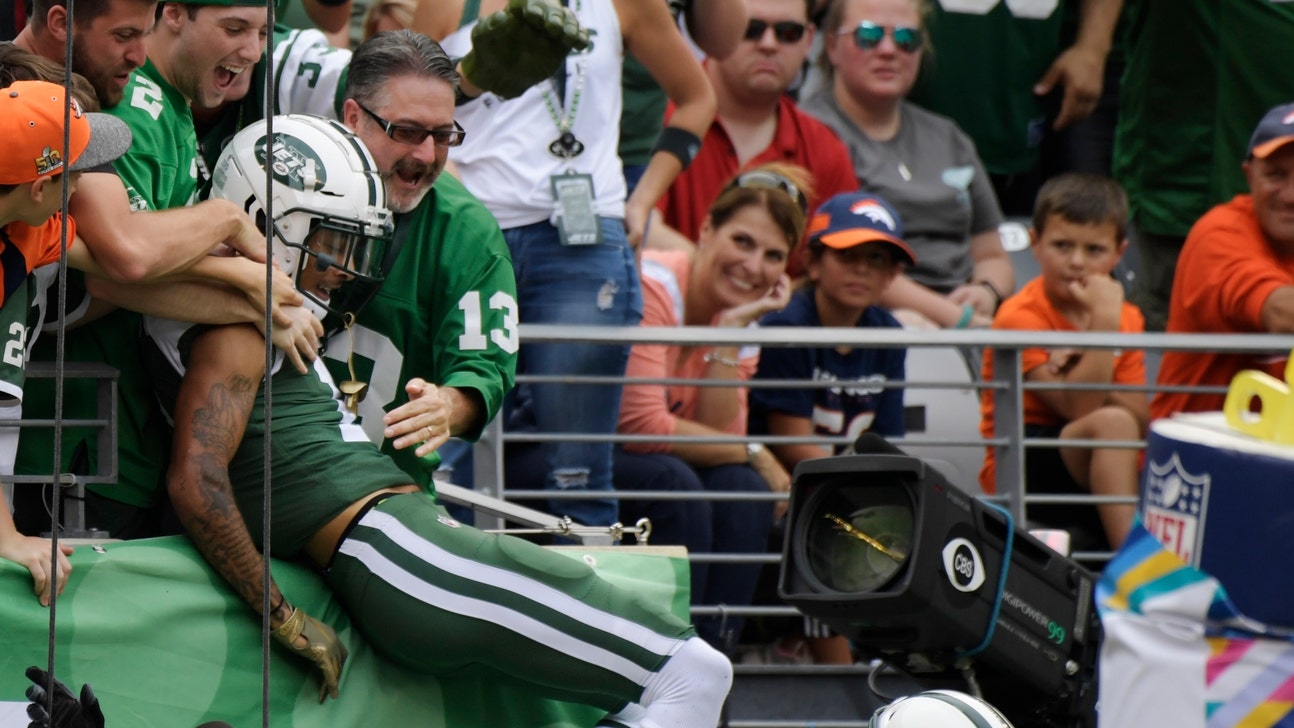 Jets defense wins one for sidelined coordinator Kacy Rodgers