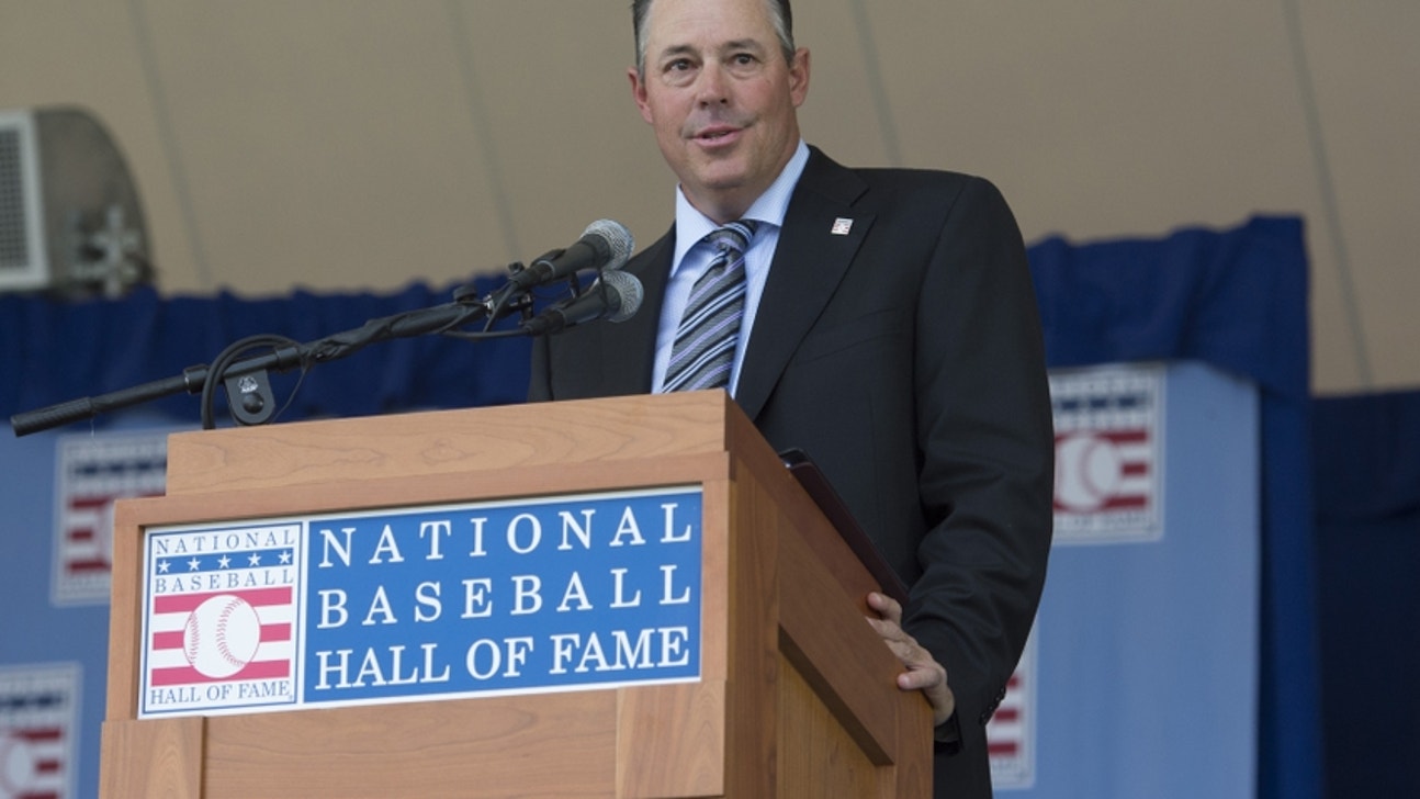 Atlanta Braves Legend Greg Maddux: The Greatest Savage Ever