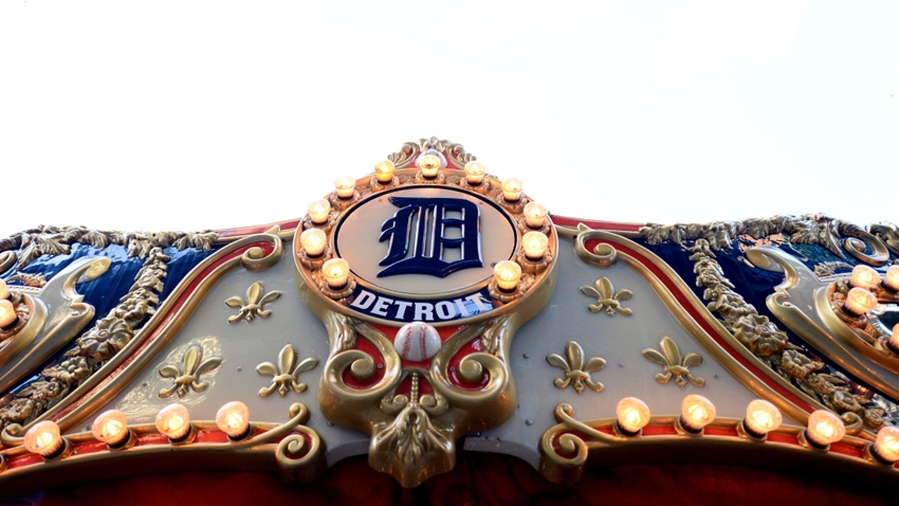 Detroit Tigers Reportedly Sign Waldis Joaquin to Minors Deal