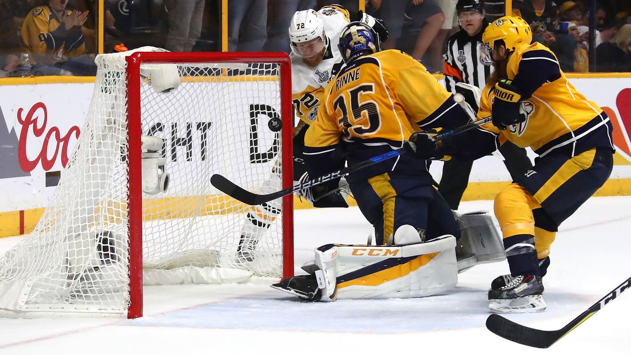 Patric Hornqvist's late goal lifts Penguins over Predators to back-to-back Stanley Cups