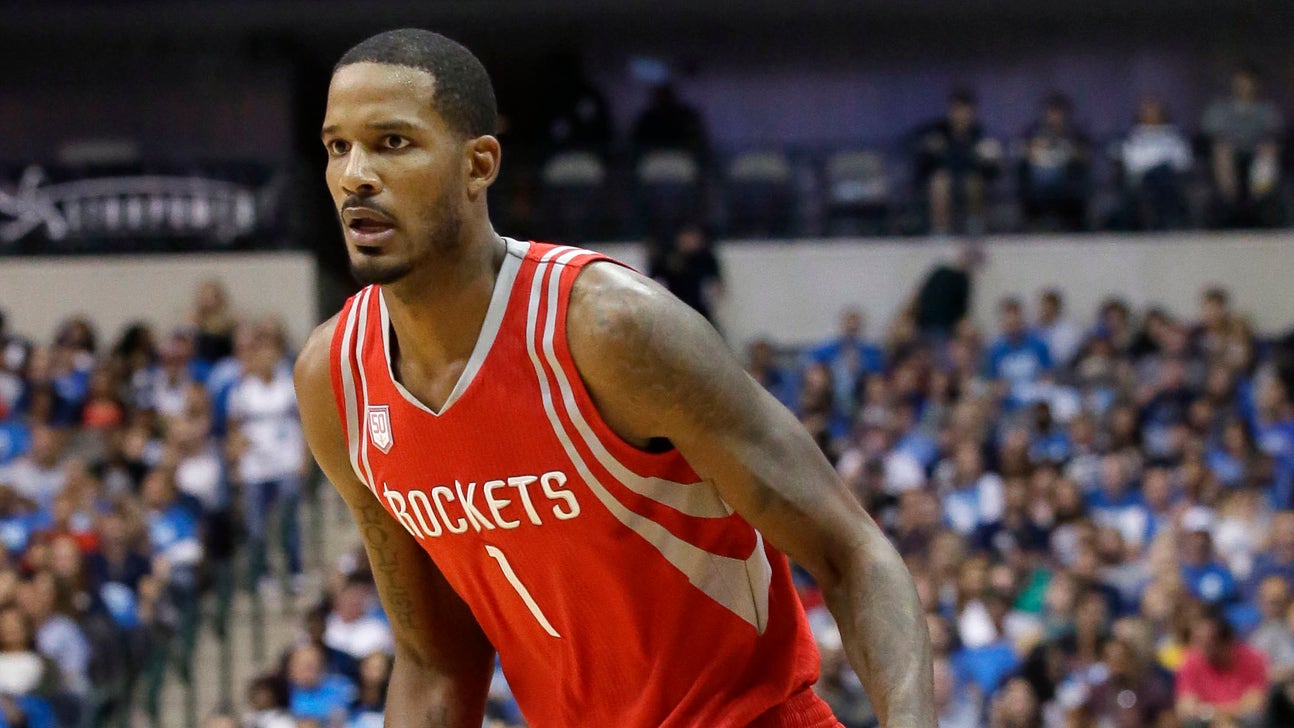 Rockets try to confront Mavericks' Mejri at locker room