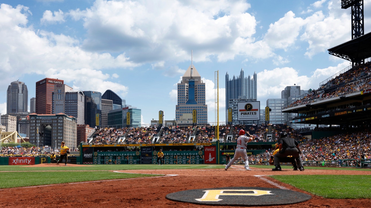 MLB umpire saves woman from falling off bridge near PNC Park
