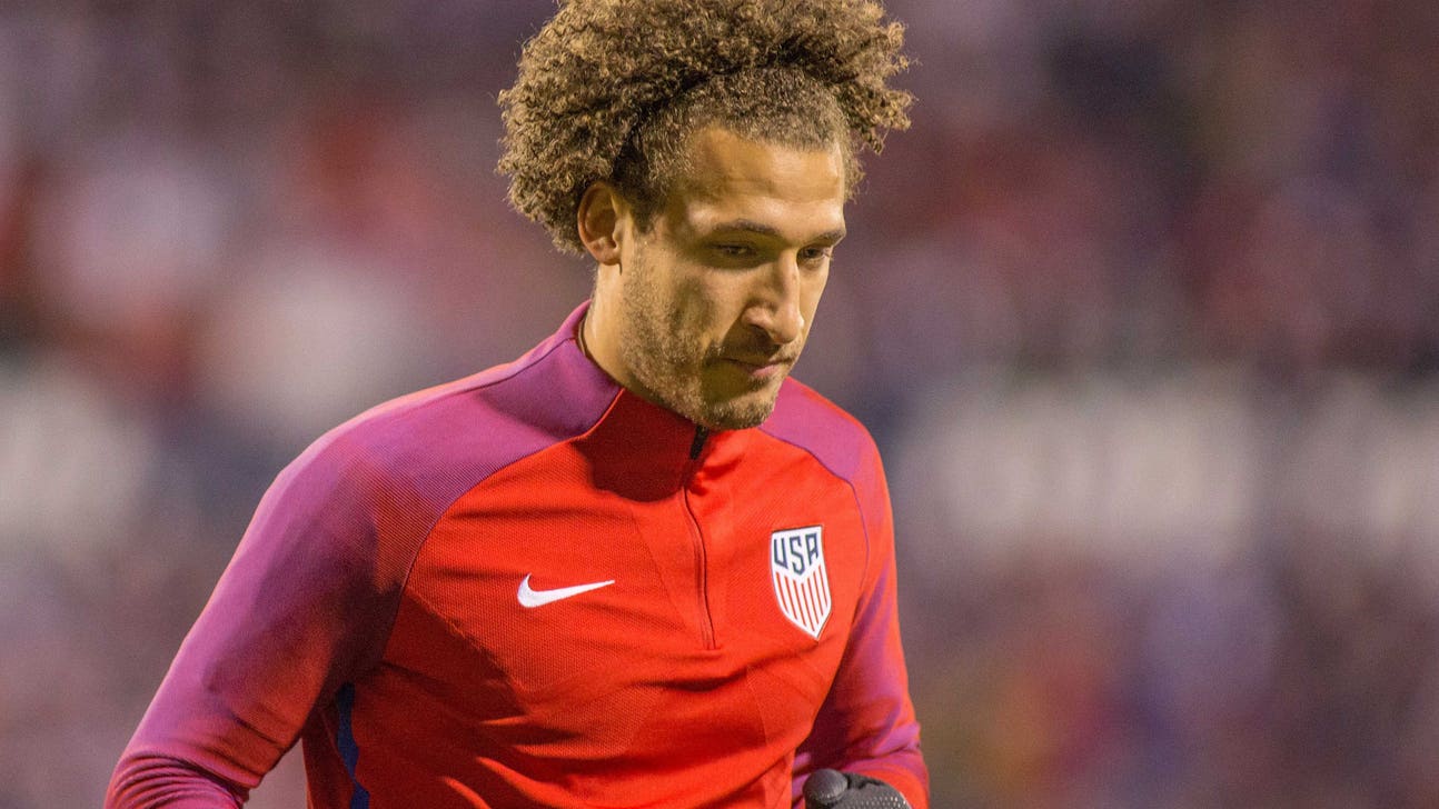 Who should replace the injured Fabian Johnson in the USMNT’s World Cup qualifier?