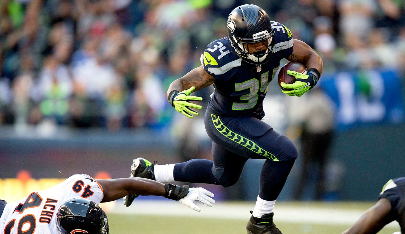 Seahawks' Thomas Rawls provides perfect gift for young fan