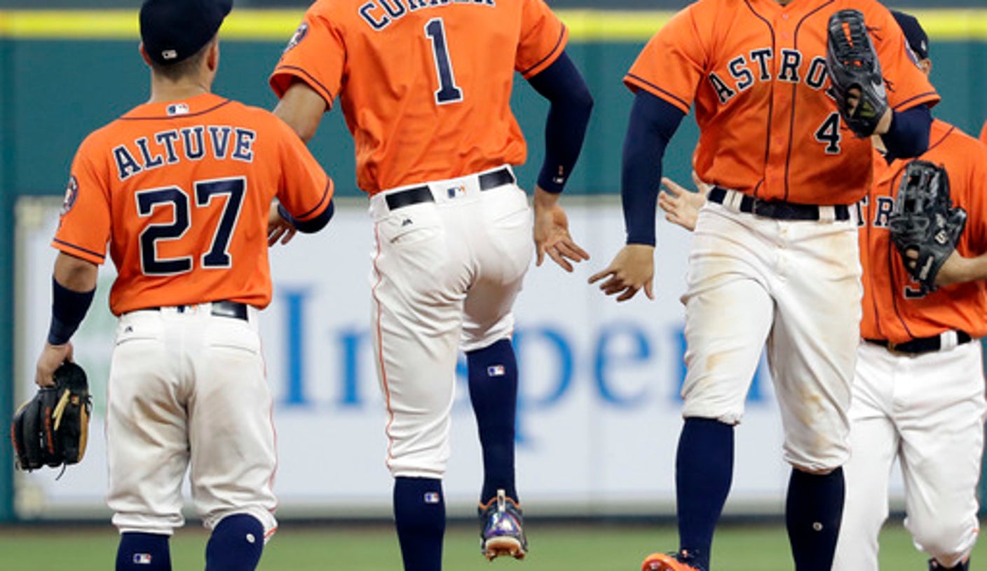 Jose Altuve cuts off Alex Rodriguez to show respect to Charlie Morton