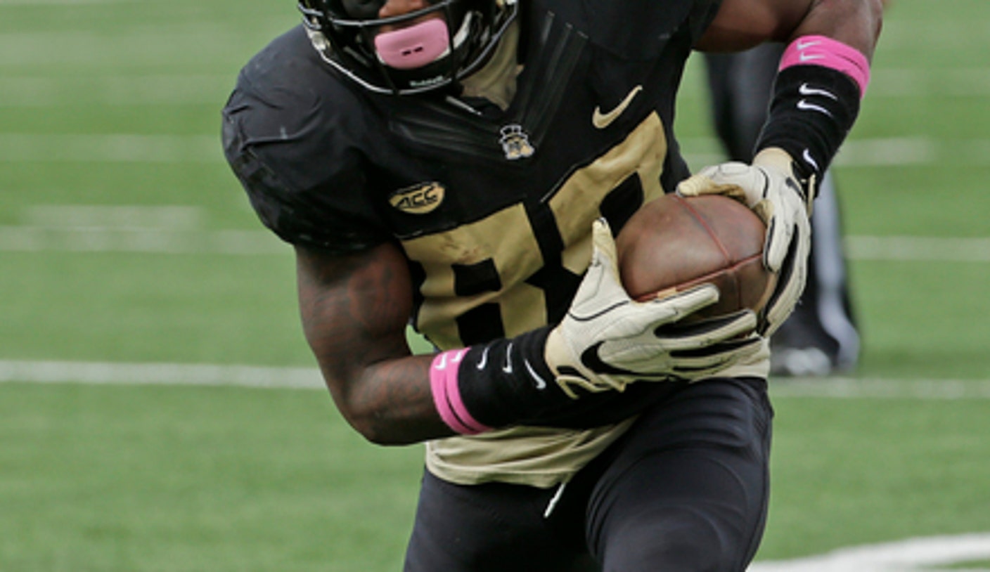 Carolina Panthers sign former Wake Forest star Greg Dortch