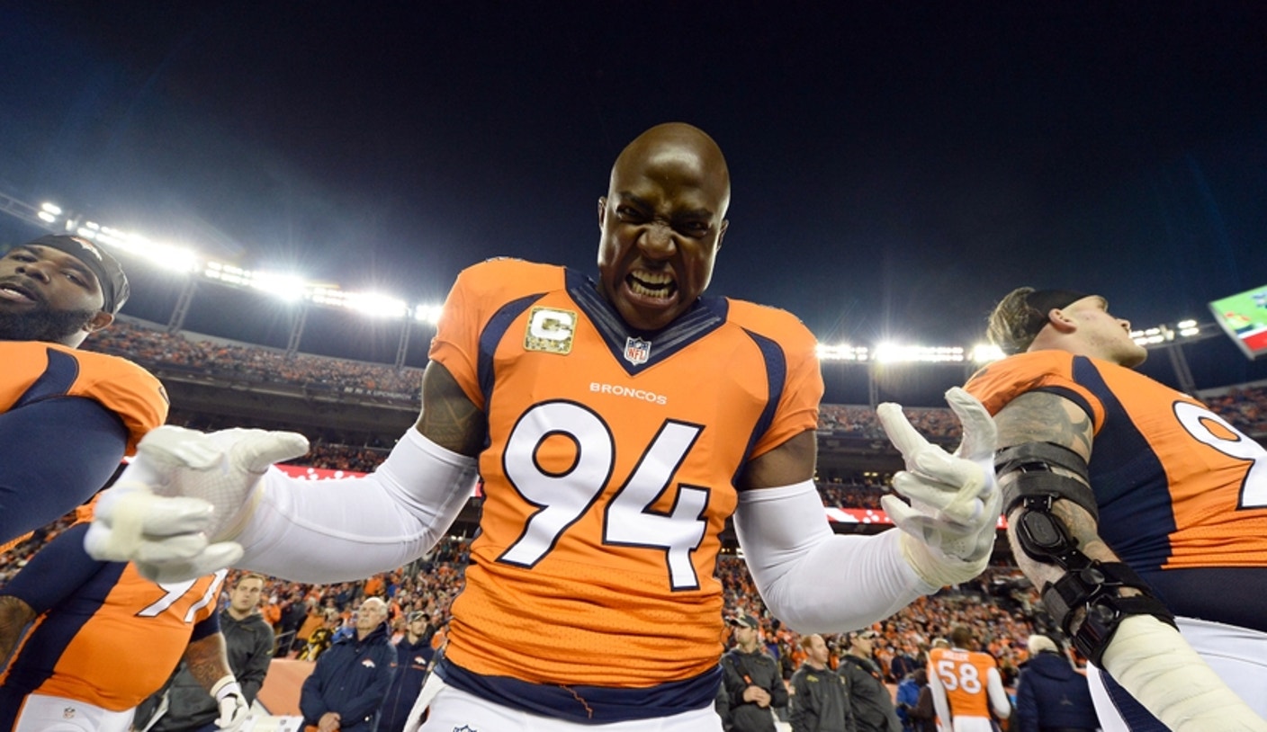 Broncos sign former Cowboy DeMarcus Ware