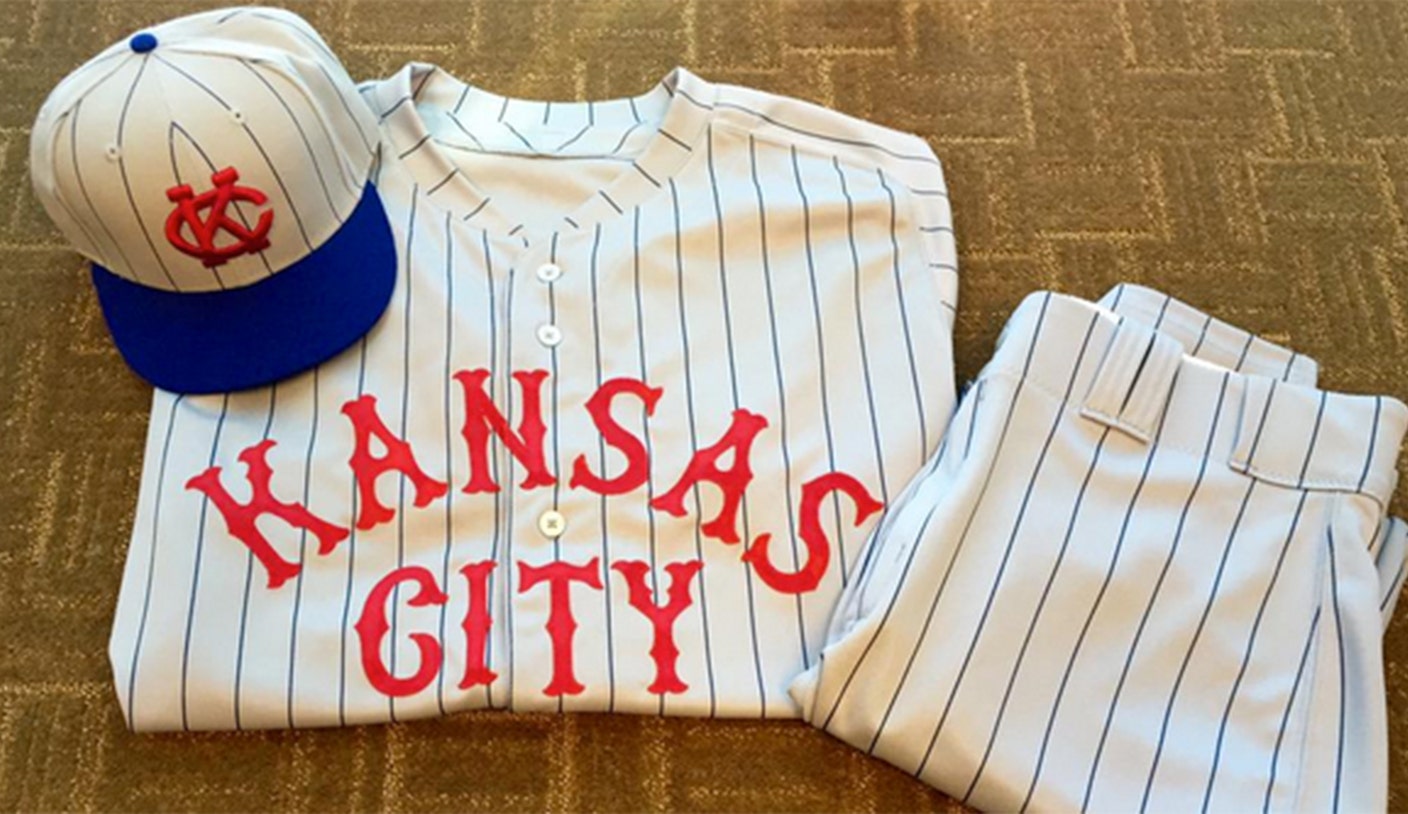 Royals to wear special throwback Kansas City Packers unis May 30