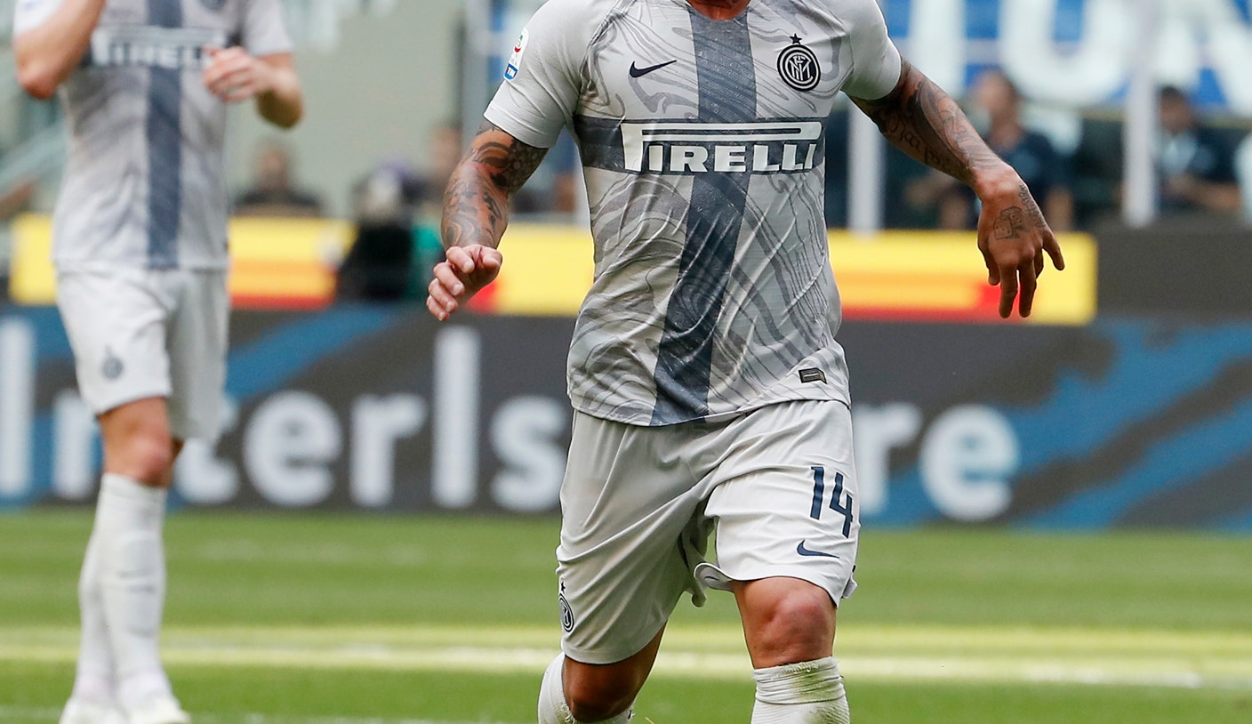 Inter suspends Nainggolan 