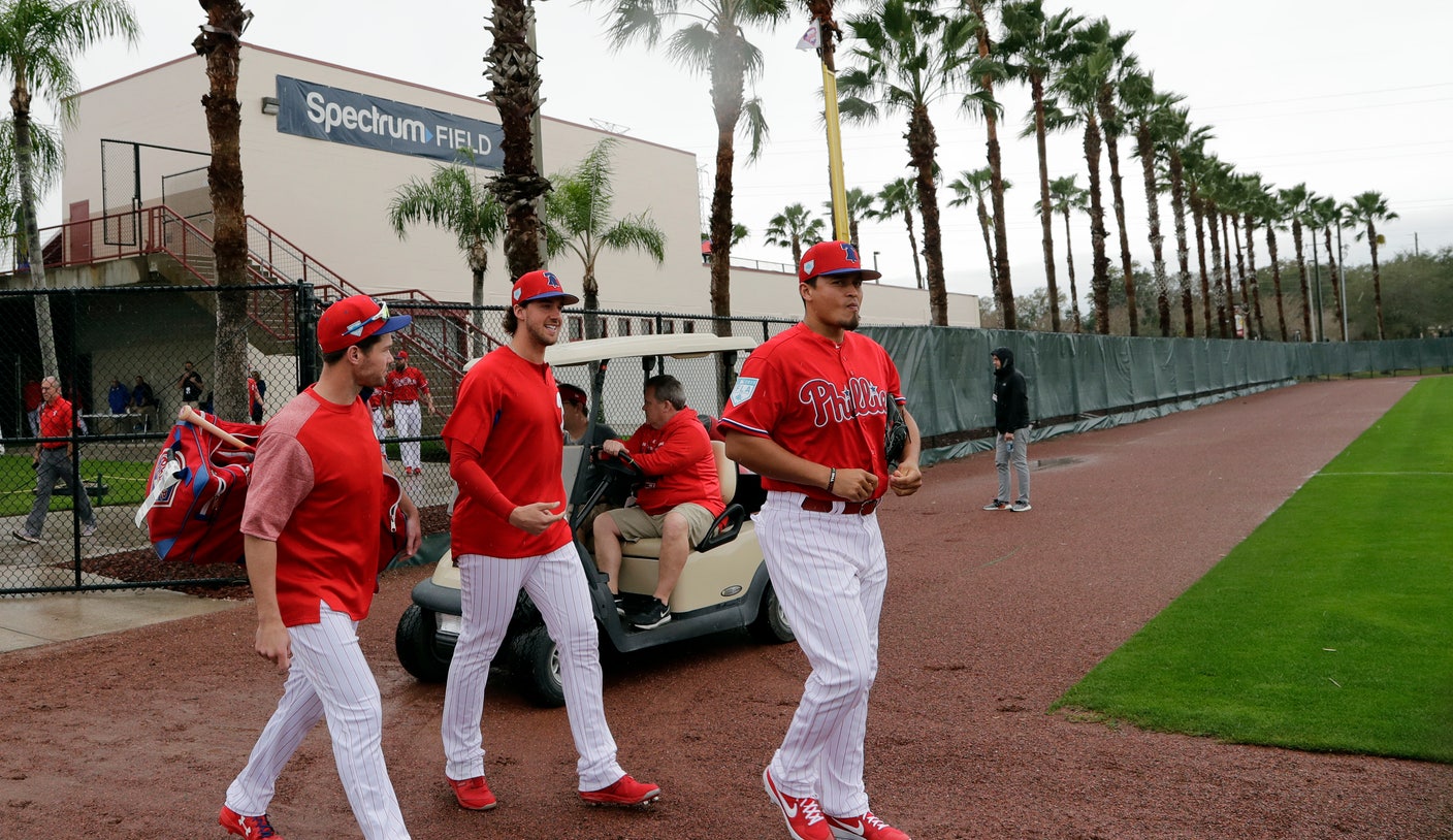 Angels' Ausmus will get in on the action at spring training