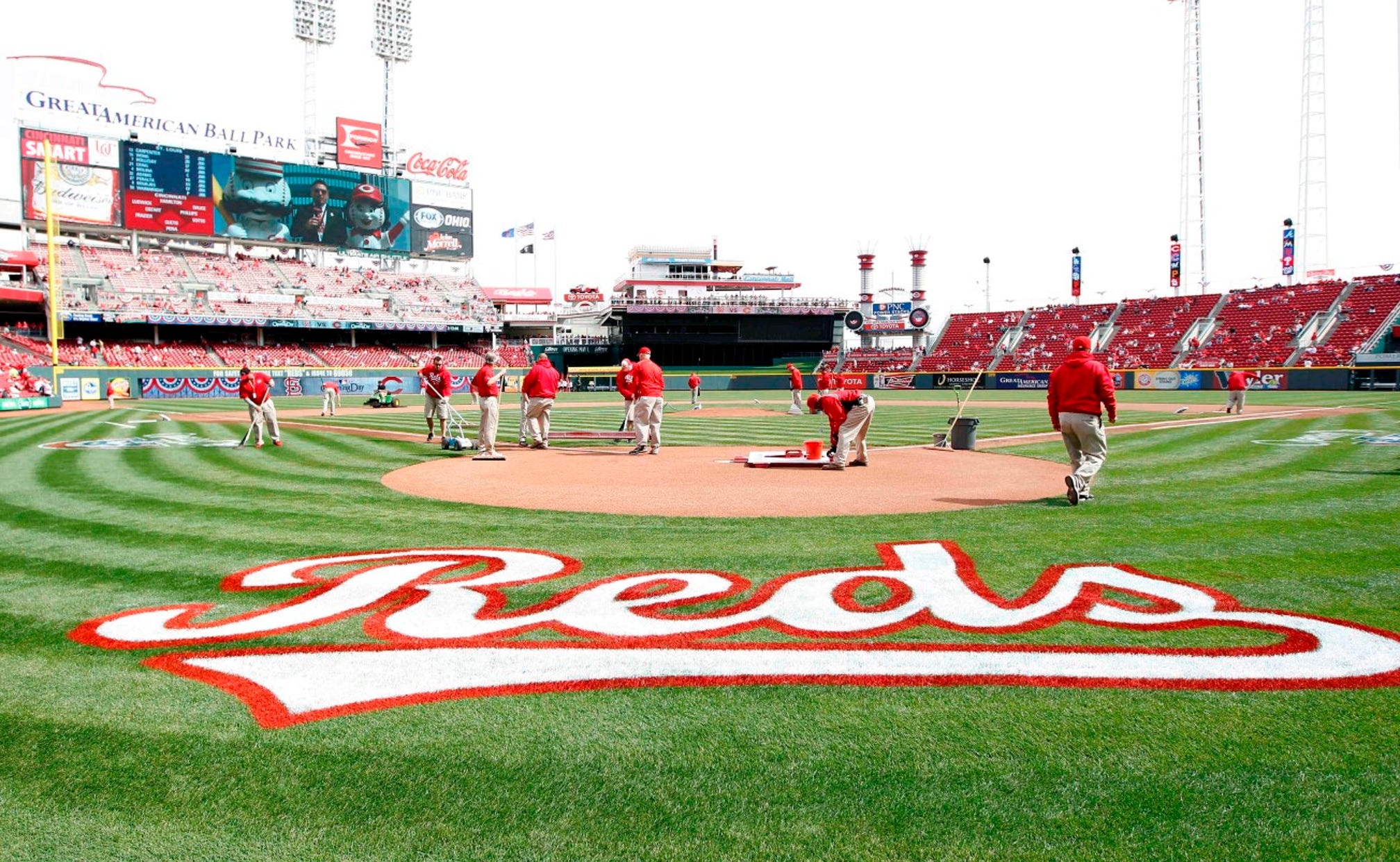 County Goes Diy Route To Fix Reds Stadium Seats Fox Sports