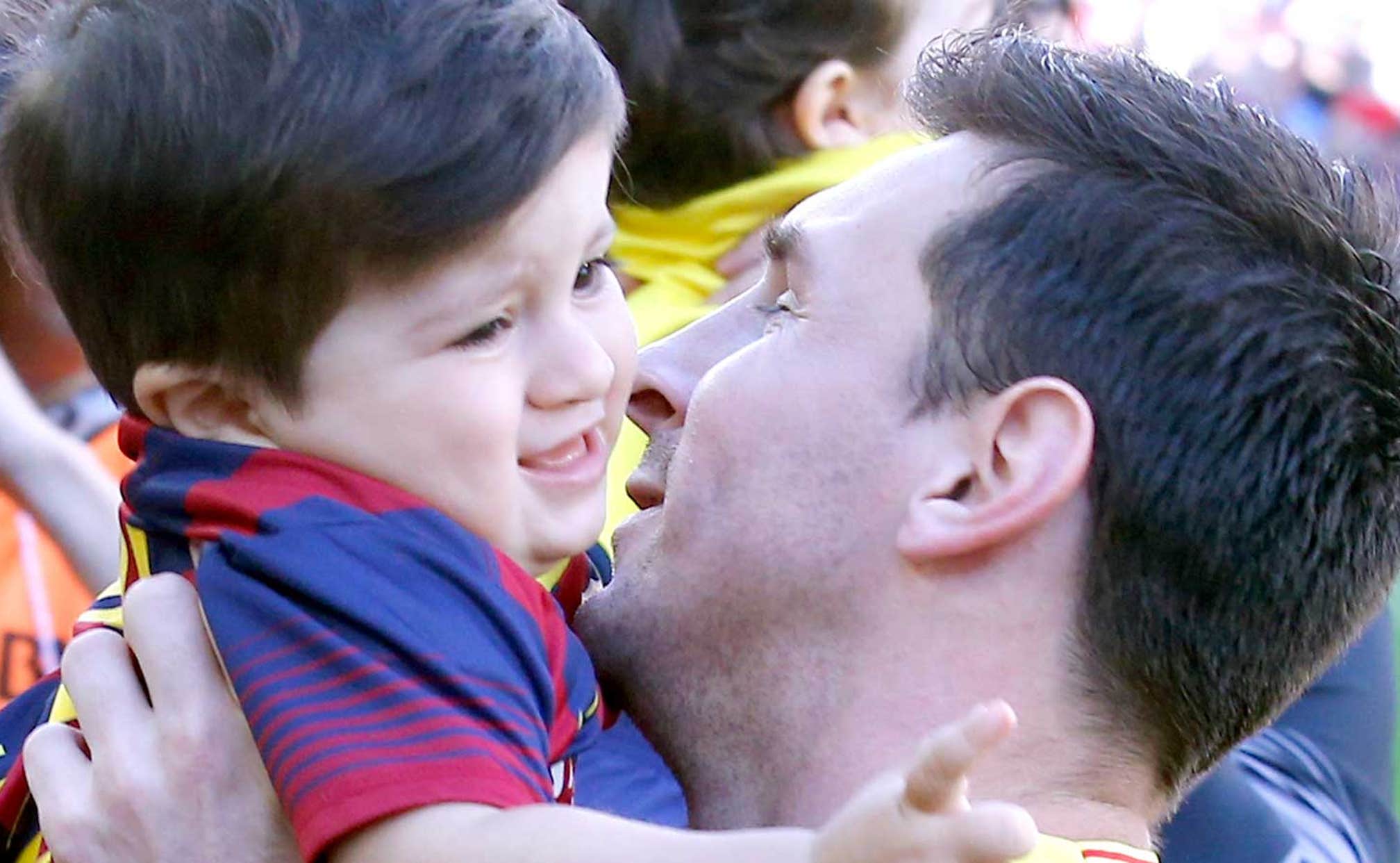 Thiago Messi Says Happy Birthday To His Father In Adorable Instagram Post Fox Sports