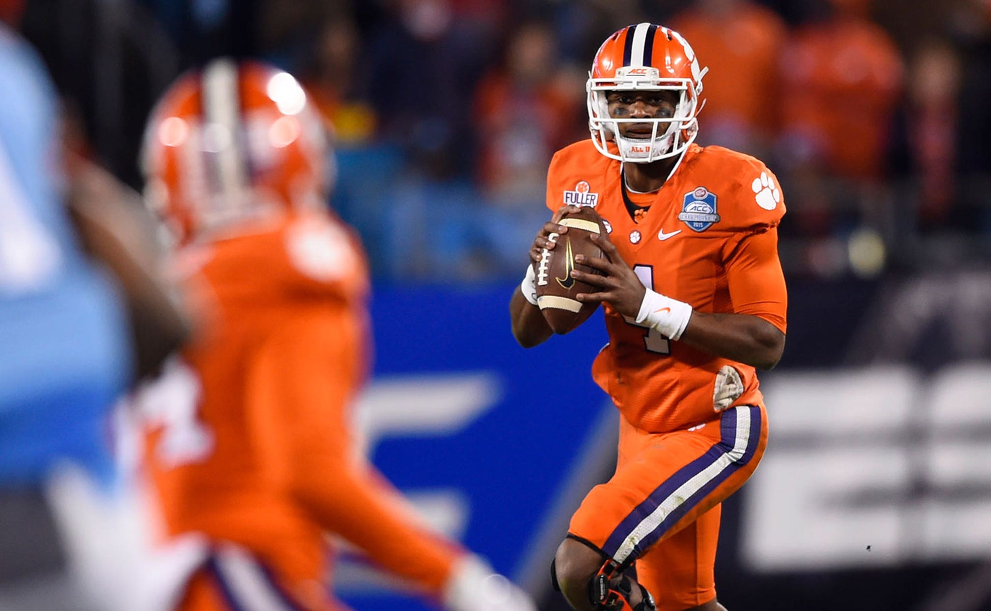College Football Scores Catch Up On Championship Weekend Action Fox Sports
