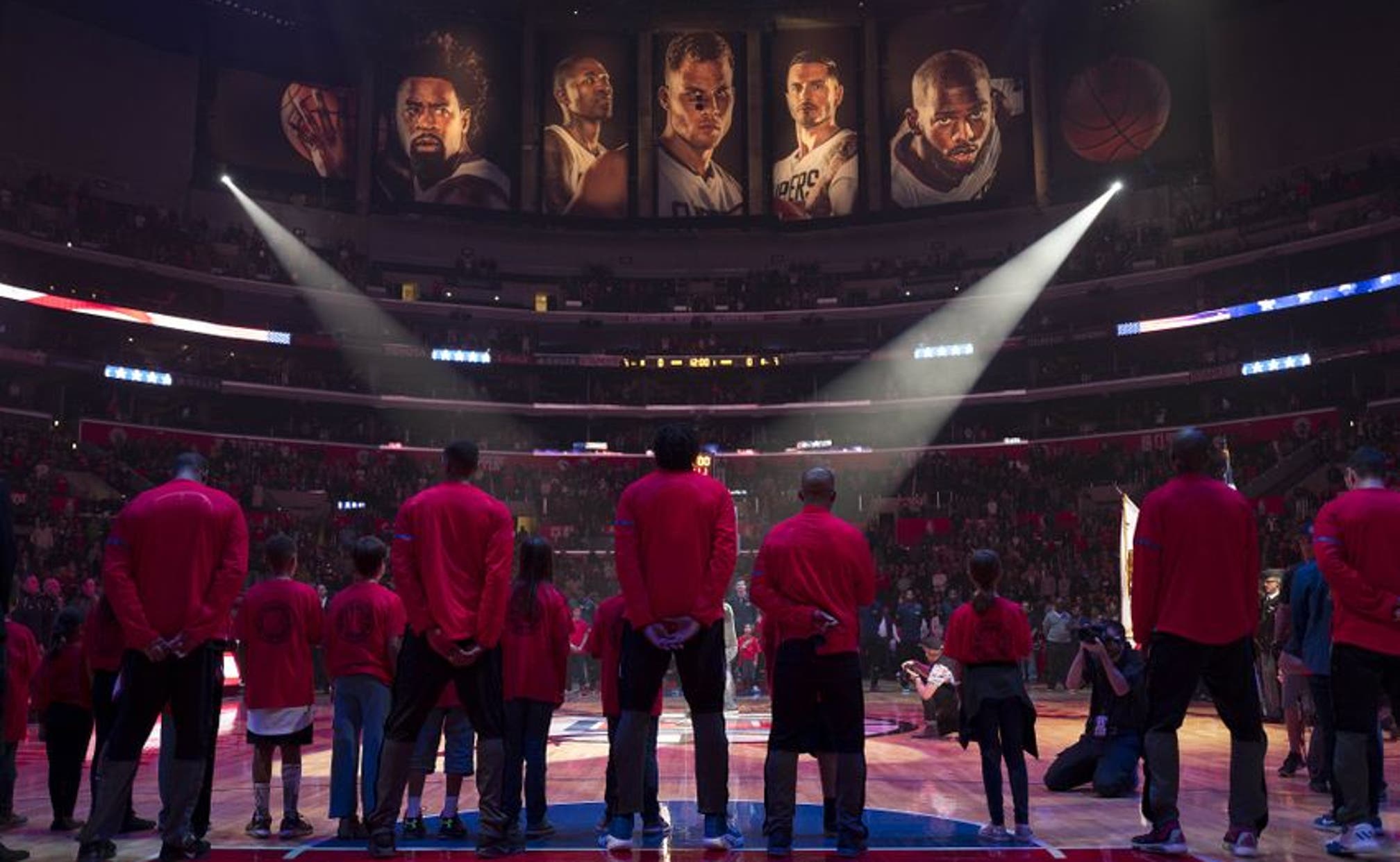 An La Clippers Christmas Carol Ghosts Of Past Present And Future Fox Sports