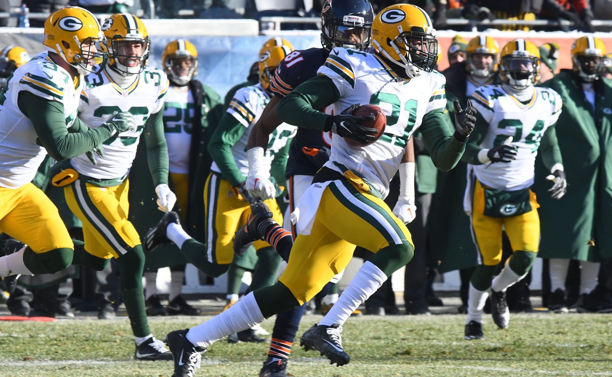 Green Bay Packers Not Too Early To Re Sign Ha Ha Clinton Dix Fox Sports